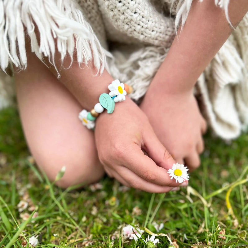 Geschenkset mit Gänseblümchen-Armband