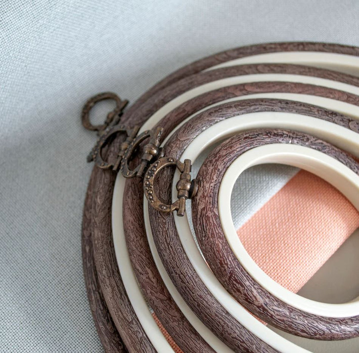 Transparent Embroidery Hoop - Oval Nurge Flexible  Hoop