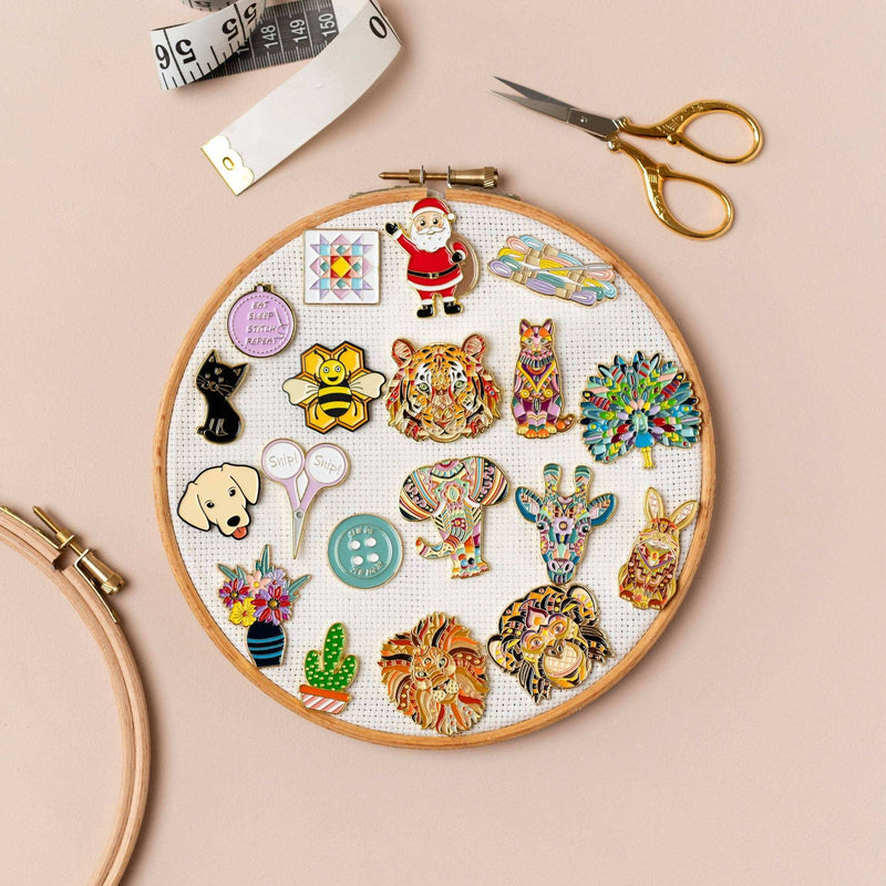 Mandala-Bär-Nadelhalter für Kreuzstich und Stickerei