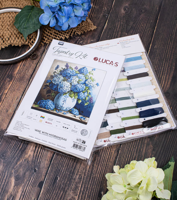 Petit Point Kit Luca-S - Vase with Hydrangeas, G700