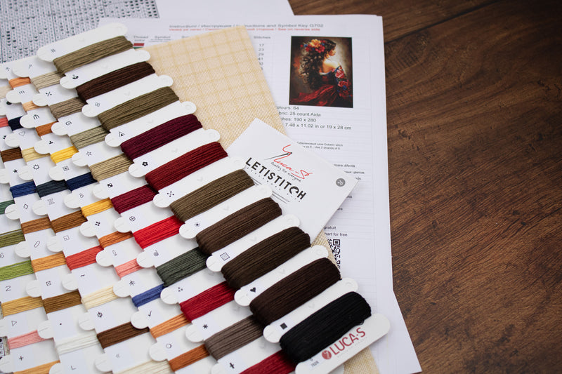 Petit Point Kit Luca-S GOLD - Das spanische Mädchen, G702