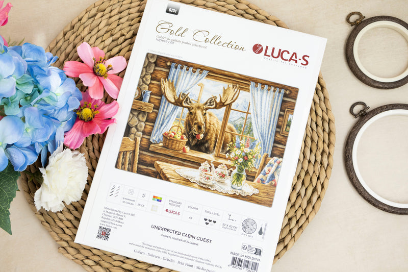 Petit Point Kit Luca-S GOLD - Unexpected Cabin Guest, G731