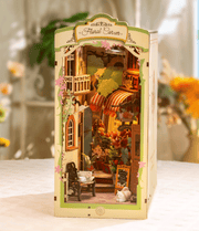 Floral Corner (UK version)