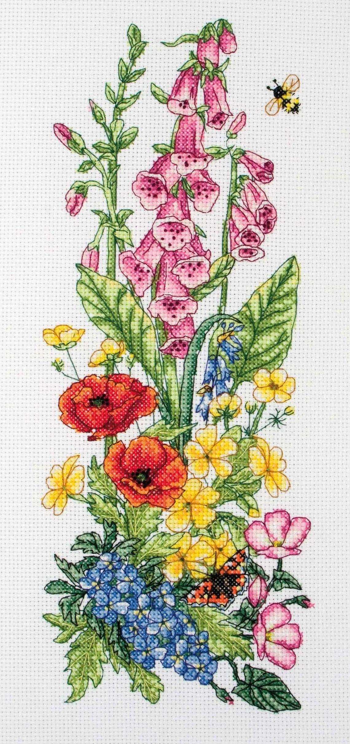 RIOLIS - Watercolor Roses 1335, Floral Cross Stitch Pakistan