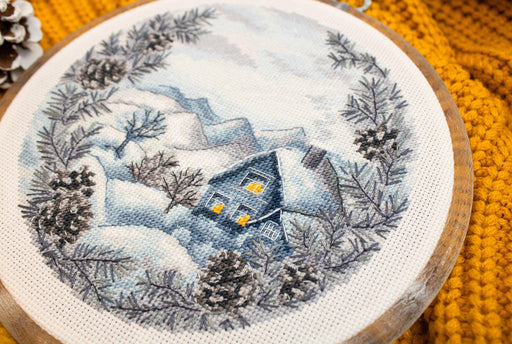 Cross Stitch Square Hoop, Blue - Nurge Embroidery Hoop - Get 15% OFF your  first order — HobbyJobby