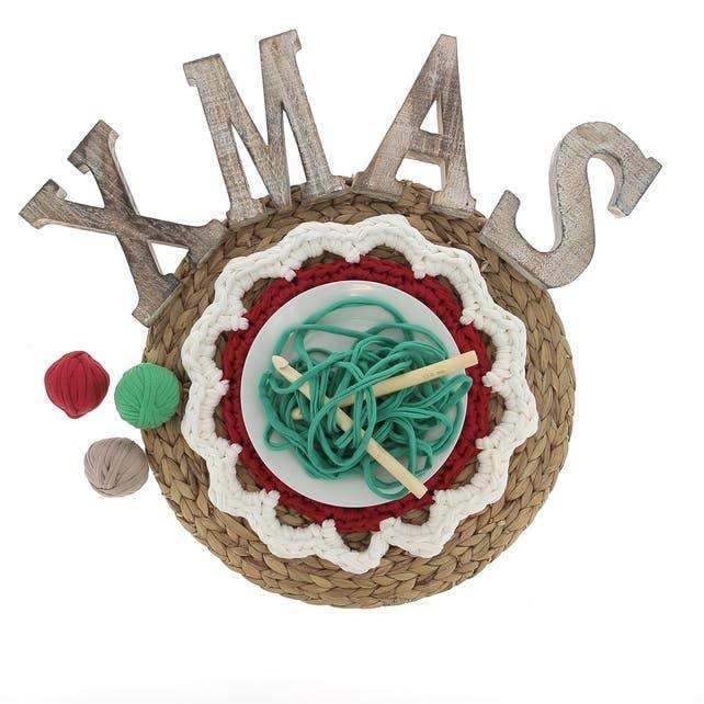 DIY Crochetpattern X-mas Doily and Coasters Crochet Kits - HobbyJobby