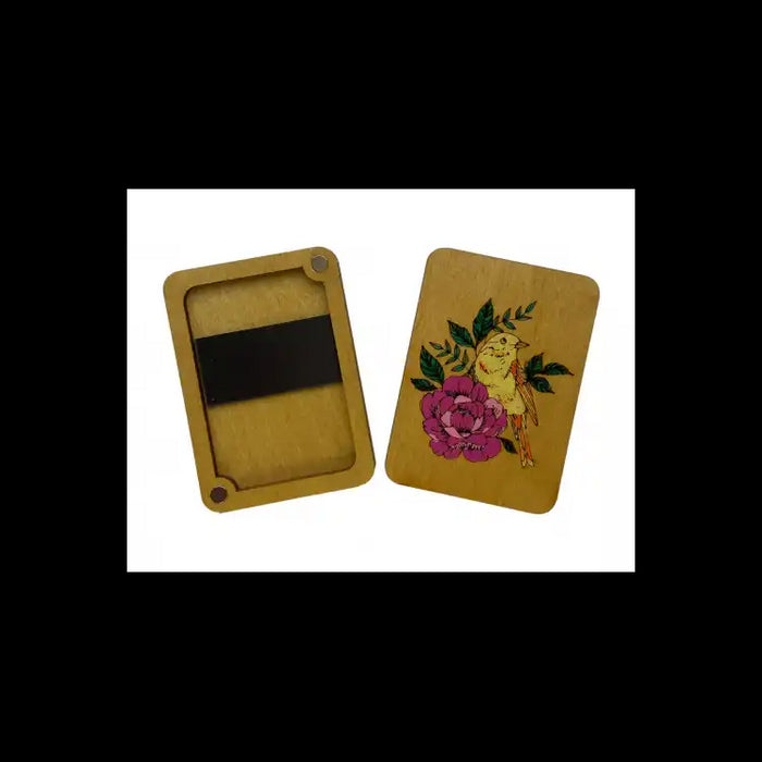 NADELETUI AUS HOLZ "VOGEL" (HANDBEMALT) KF056/4