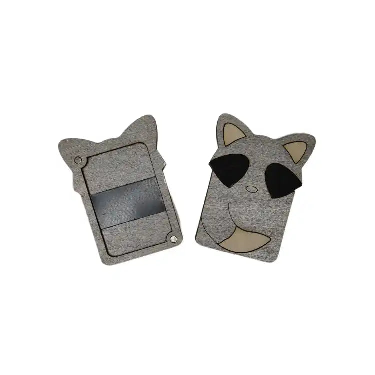 NEEDLE CASE "RACCOON" KF056/8