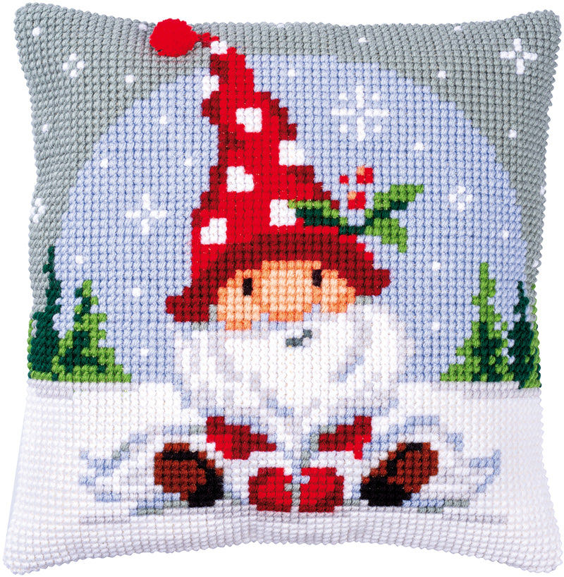 Cross Stitch Cushion Kit Vervaco - Christmas gnome in snow