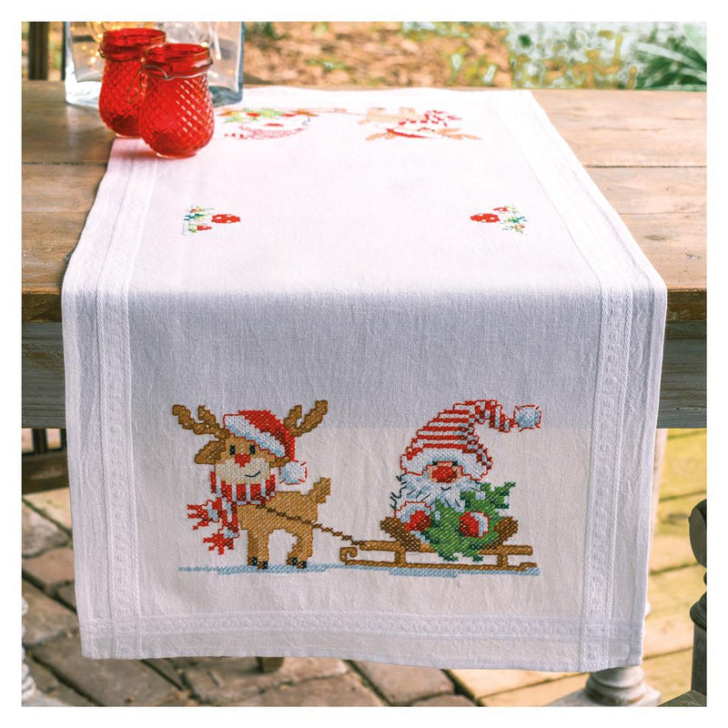Table Runner Kit Vervaco - Gnome and reindeer