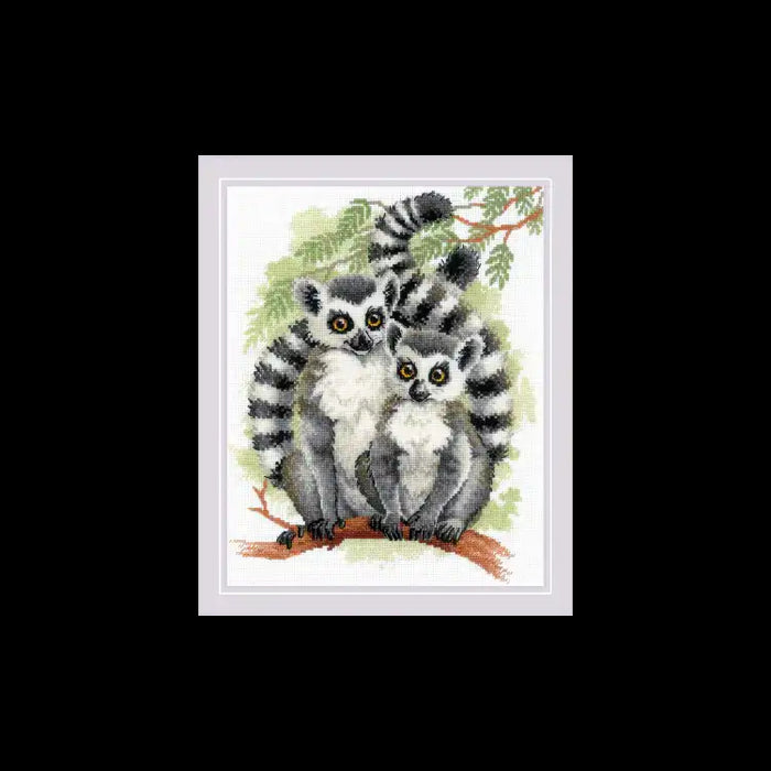 Cross Stitch Kit Riolis - "LEMURS" 24X30 SR2196