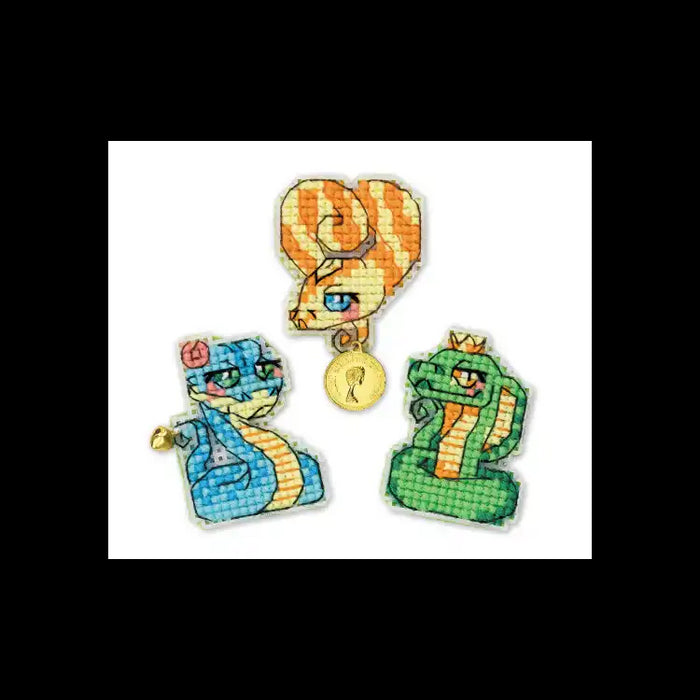 Kreuzstichset Riolis – Auf der Plastikleinwand mit Magneten (3er-Set) „Schlangen“ 5 x 6, 4 x 6, 5 x 6 SR2219AC