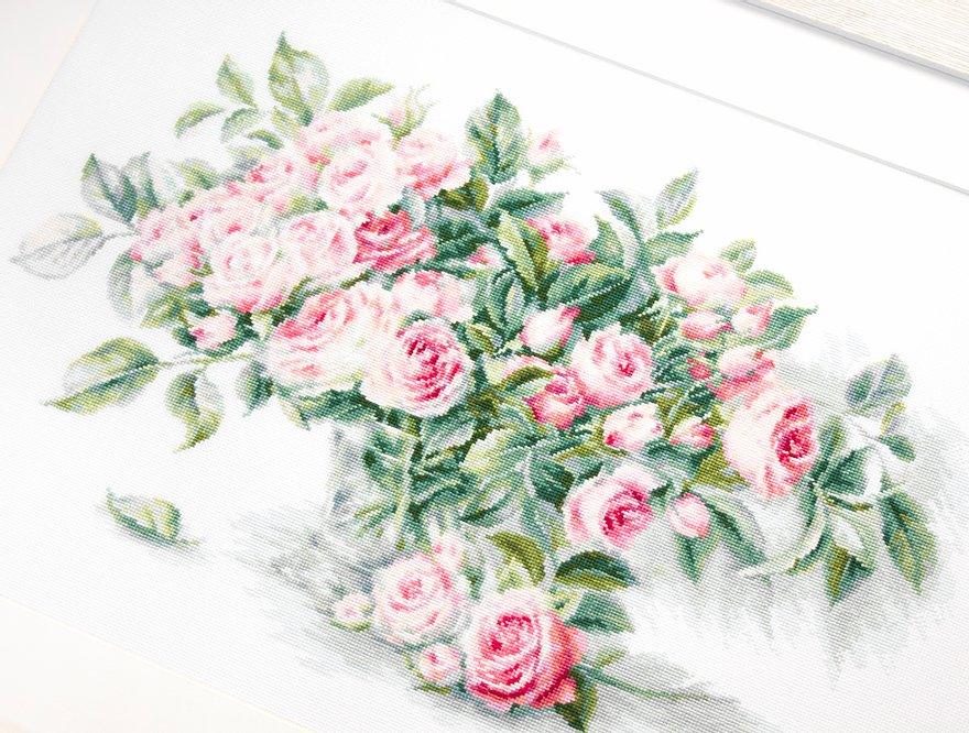 Cross Stitch Kit - Bouquet of Pink Roses, B2286 - HobbyJobby