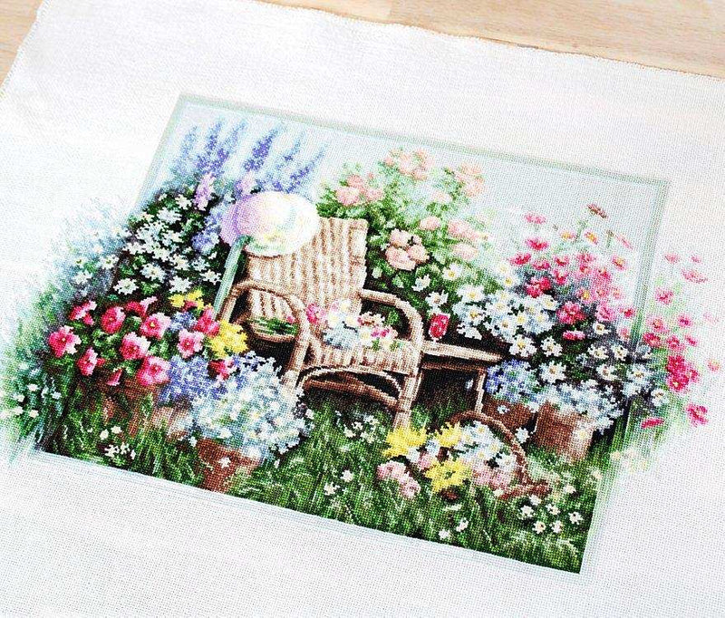 Cross Stitch Kit Luca-S - Blooming Garden, B2344 - Luca-S