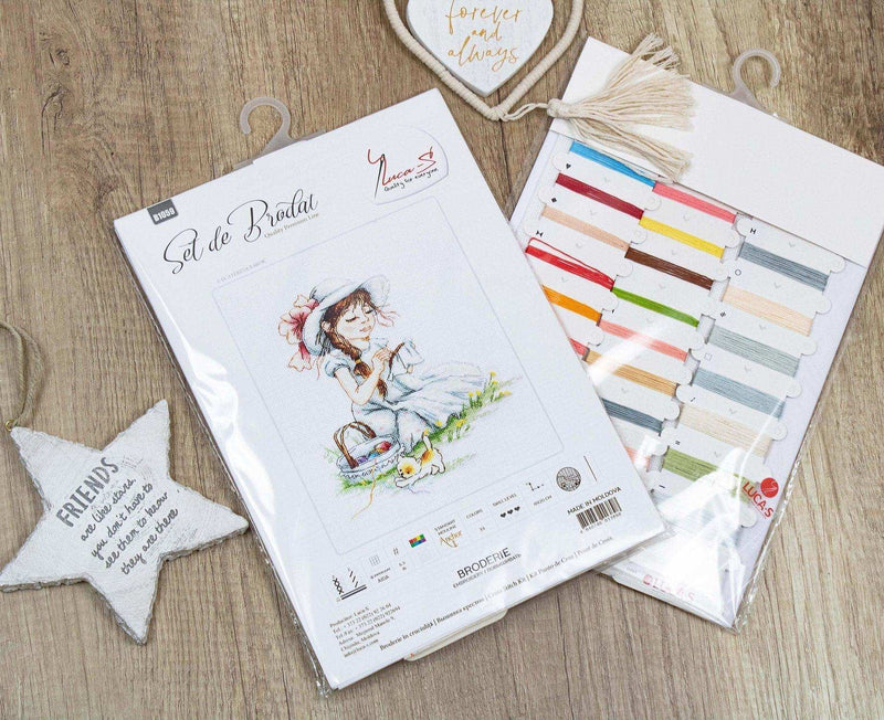 Cross Stitch Kit Luca-S - The girl making cross stitch, B1059 - Luca-S