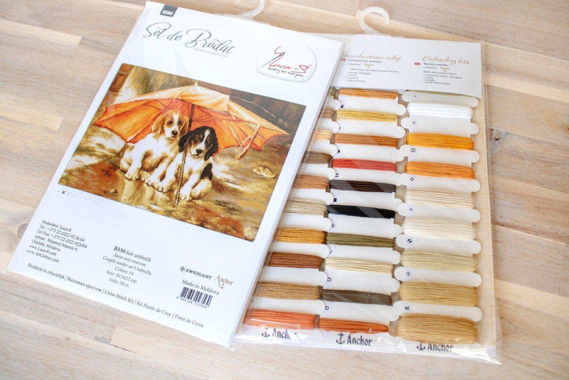Cross Stitch Kit Luca-S - Two dogs under an umbrella, B550 - Luca-S