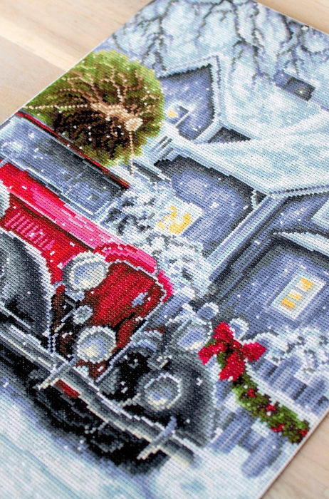 Cross Stitch Kit Luca-S - Winter Holidays, BU4010 - HobbyJobby