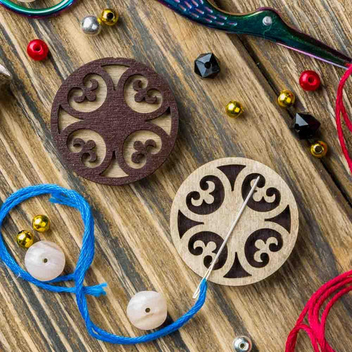 Magnetic Needle Holder - Wooden Needle Minder Wonderland Crafts Needle Minders - HobbyJobby